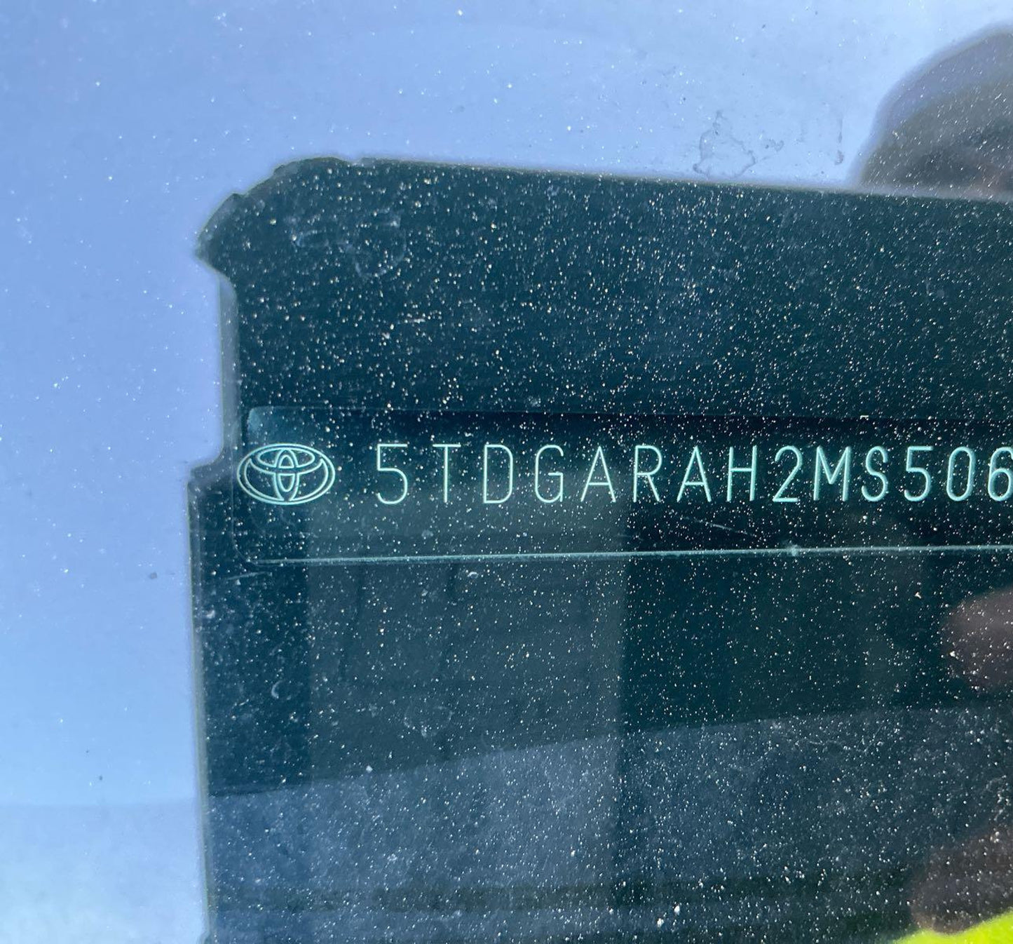 5TDGARAH2MS506372 - 2021 Toyota Highlander Hybrid Xle